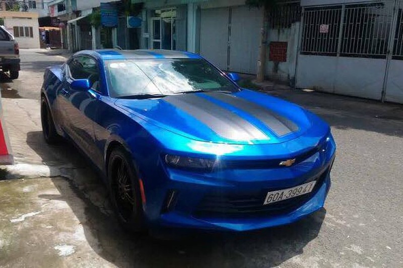 Dan choi Dong Nai do &quot;co bap&quot; Chevrolet Camaro tien ty-Hinh-2